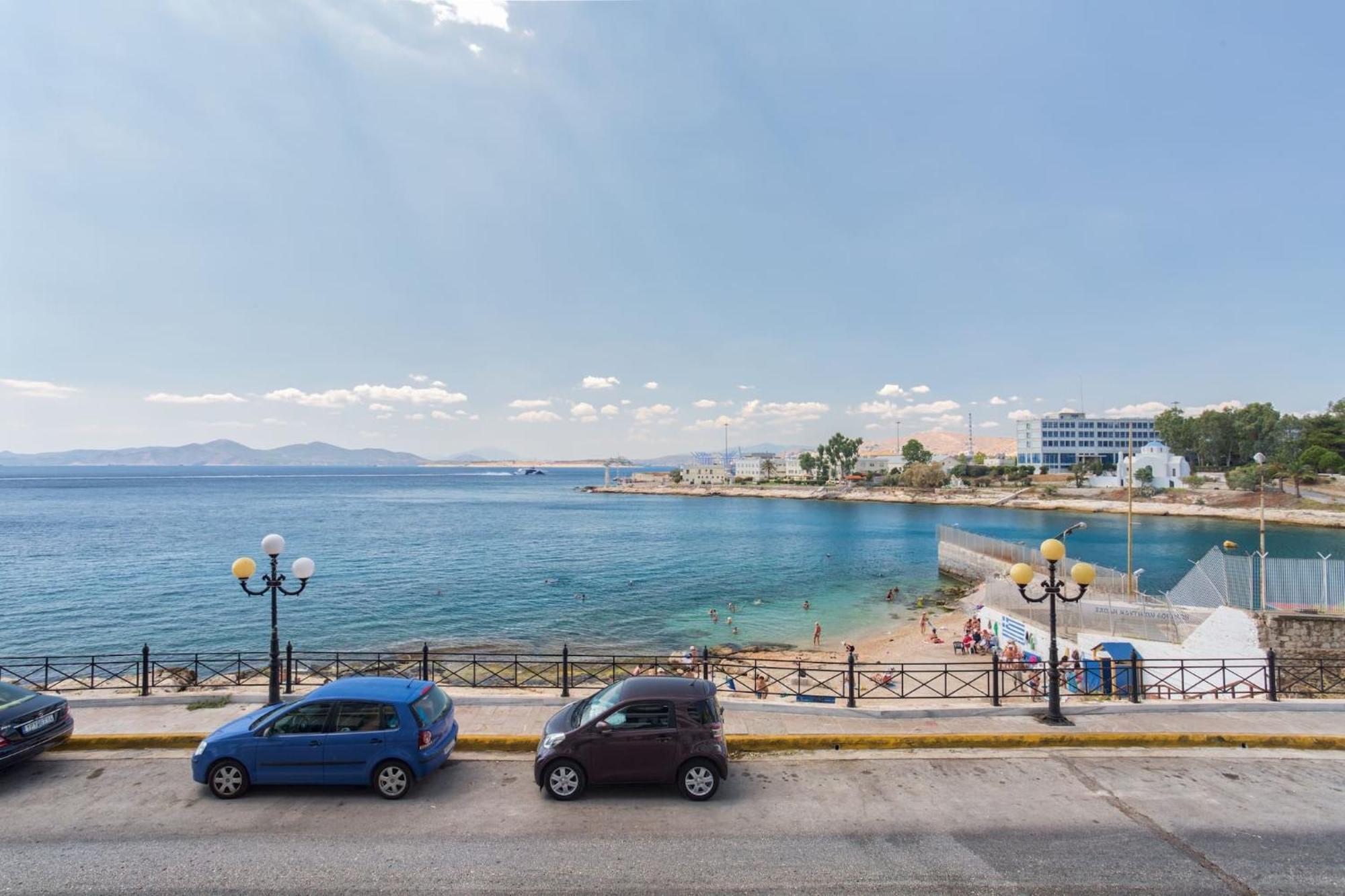 Modern Seaside Oasis In Pireas, Seaview & King Bed Pireu Exterior foto